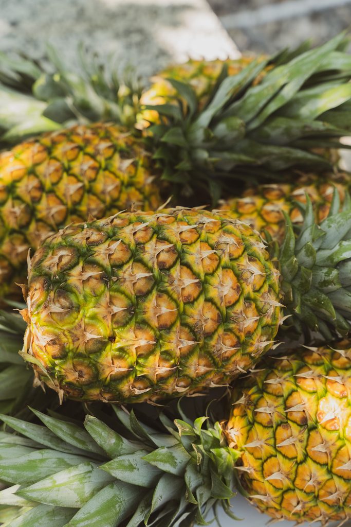 Ananas interi